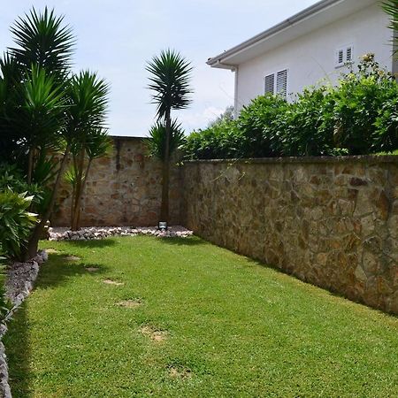 Valadas Guest House Canedo  Buitenkant foto