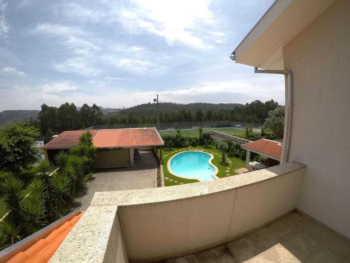 Valadas Guest House Canedo  Buitenkant foto