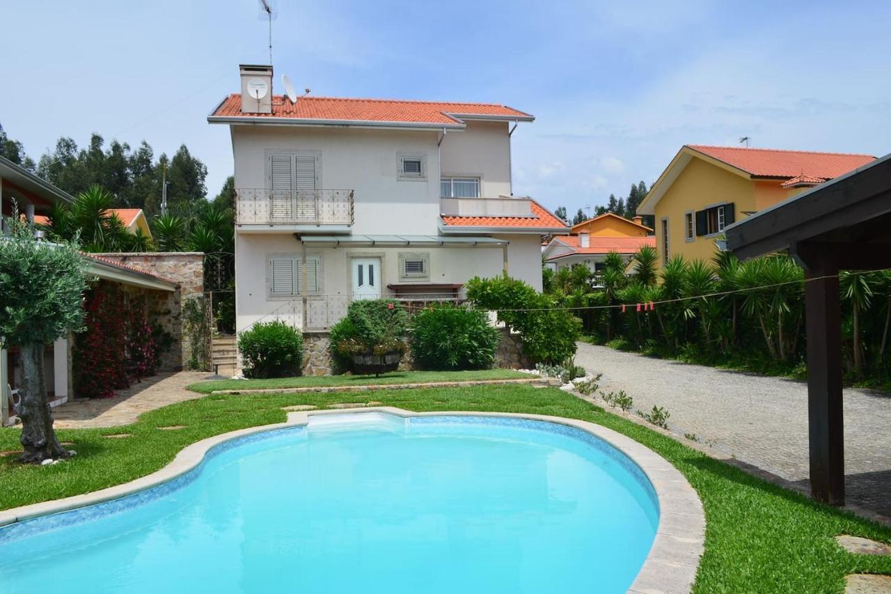 Valadas Guest House Canedo  Buitenkant foto