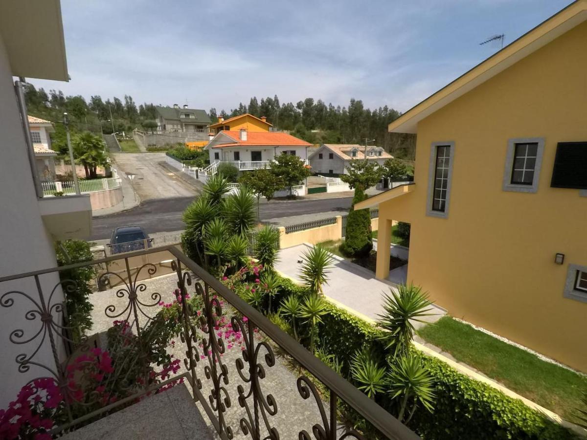 Valadas Guest House Canedo  Buitenkant foto